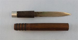 Image description is not available for FIM2014.335a-b